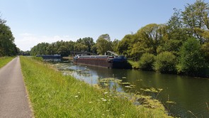 Canal de la Sambre  l'Oise, Lastkhne