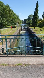 Canal de la Sambre  l'Oise, Schleuse