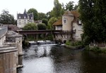 Paris 2025, Moret-sur-Loing, Brcke mit Wassermhle