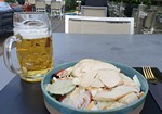 Paris 2025, Abendessen am Schwimmbad von Troisvierges