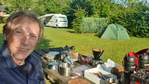 Paris 2025, Frhstck am Camping les Cabrettes