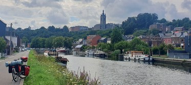 Paris 2025, entlang der Sambre am Vormittag