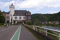 Landeshauptarchiv Koblenz, Außenstelle Gondorf, Wasserschloss